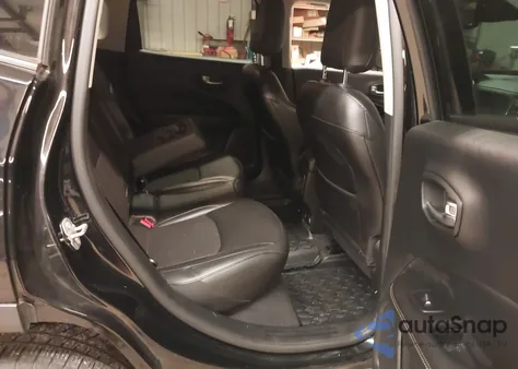 2021 Jeep Compass Latitude 4X4 из США, поврежденный, VIN 3C4NJDBB6MT501721